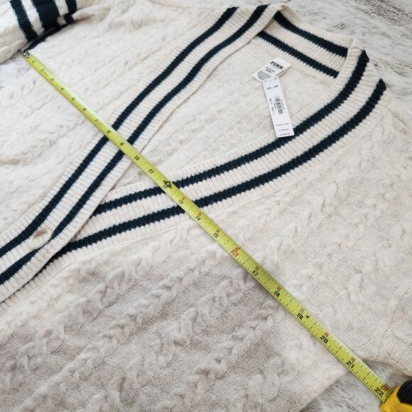Victoria's Secret PINK White and Green Oversized Cable Sweater Cardigan Size XS - Picture 6 of 7